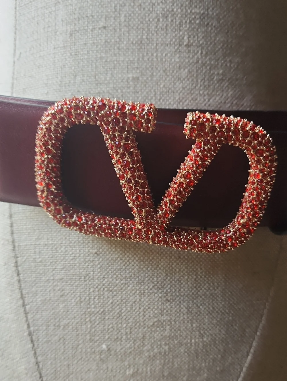 Red Crystal On Gold Logo Buckle Belt -Deep Burgundy Red Leather Designer Style - Picture 1 of 7